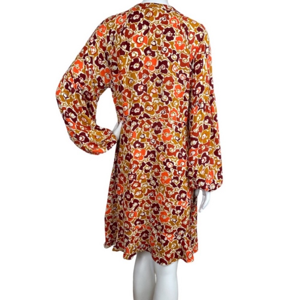 CAbi 4238 Daydream A-Line Dress Orange
Yellow Print Bishop Sleeves Button Large - Picture 10 of 16